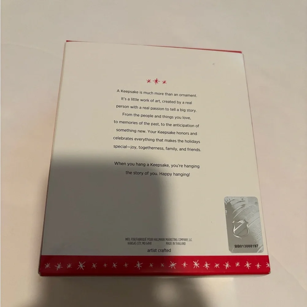 Hallmark keepsake John Tavares ornament - Picture 2 of 3